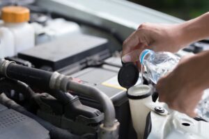 O Papel dos Fluidos do Carro na Manutenção: Guia Completo