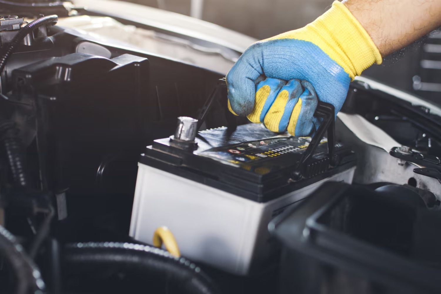 Quando Trocar A Bateria Do Carro? Veja Os Sinais E Evite Ficar Na Mão